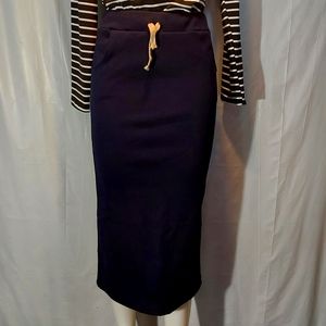 Lot of 2 Athletic Midi long skirts below the knees.  Navy and gray